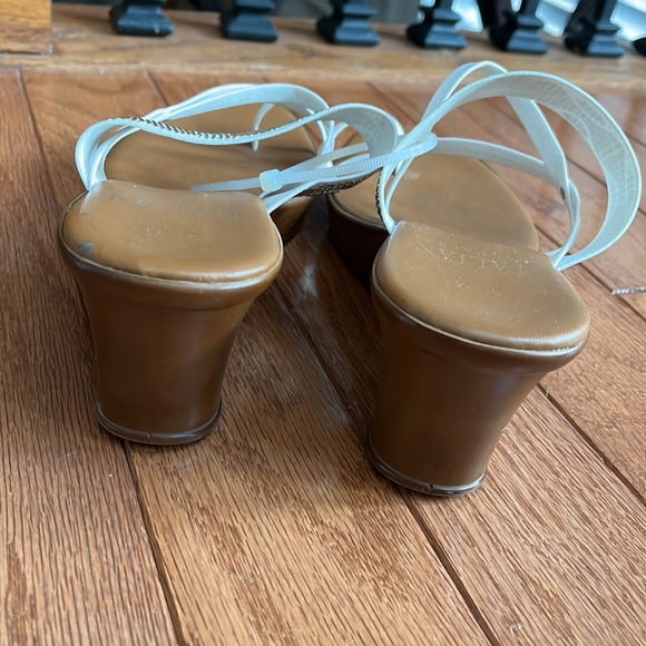 ITALIAN MADE SANDALS - Picture 3 of 7